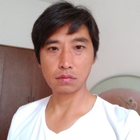 莞尔一笑的第一张照片--南平交友网