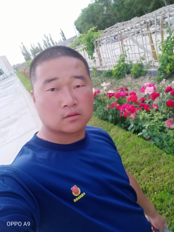 奋斗中的青春最美丽的第一张照片--南平交友网