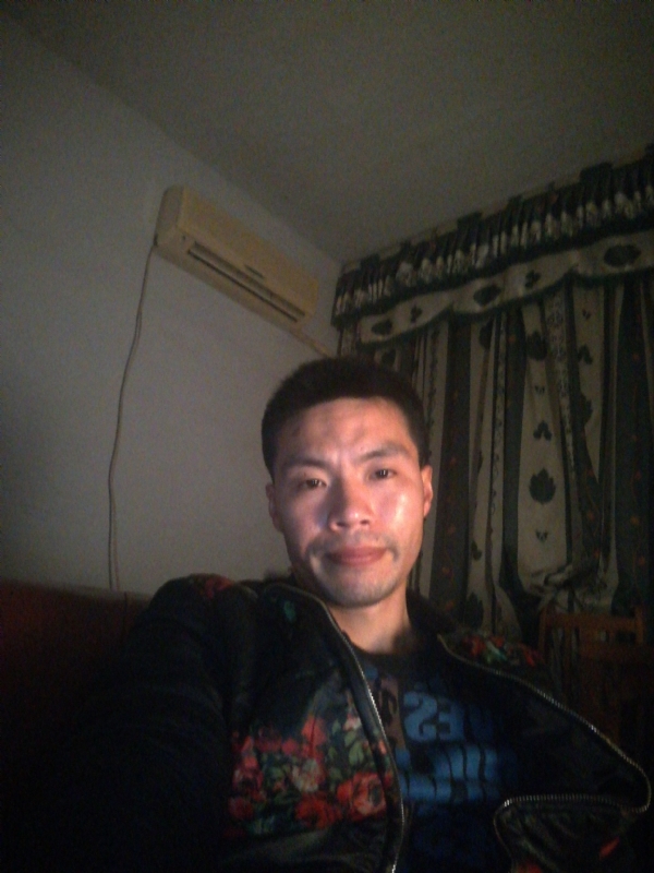性情男儿的第一张照片--南平交友网