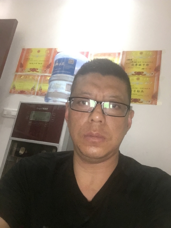 牵手的第一张照片--南平交友网