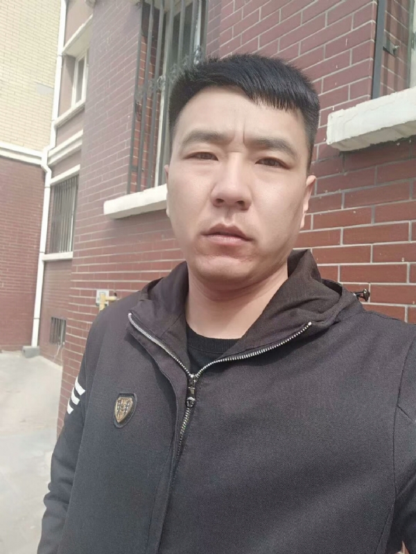 谁伴我闯荡的第一张照片--南平交友网
