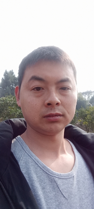 亲亲抱抱我爱你的第一张照片--南平交友网