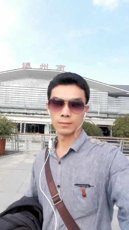错把真心喂了狗的第三张照片--南平交友网