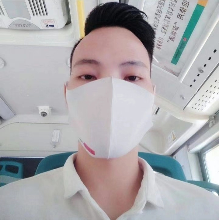 摆渡者的第一张照片--南平交友网