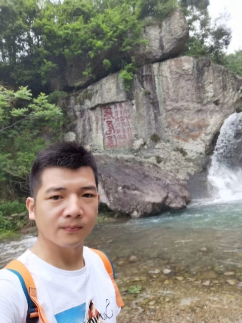 愿得一人心的第一张照片--南平交友网