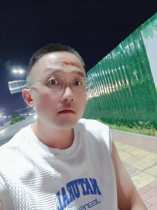 清风烈酒的第一张照片--南平交友网