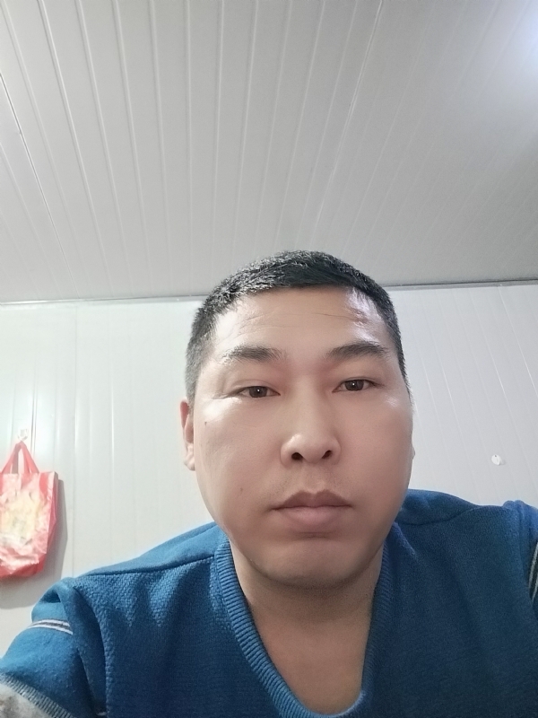 开着拖拉机去兜风的第一张照片--南平交友网