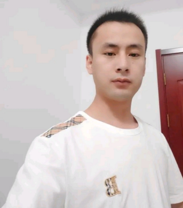 海阔天空的第一张照片--南平交友网