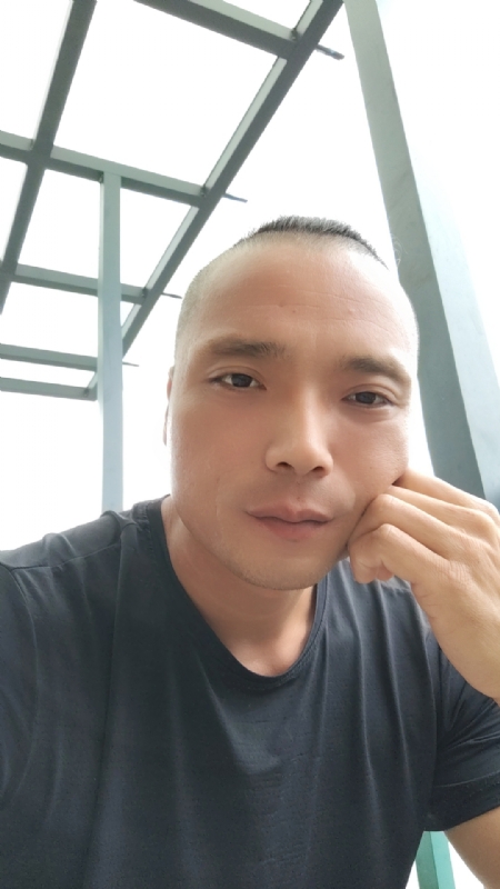 伯爵的第三张照片--南平交友网